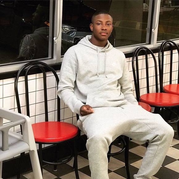 Meet your Posher, Nick - Picture 1 of 1